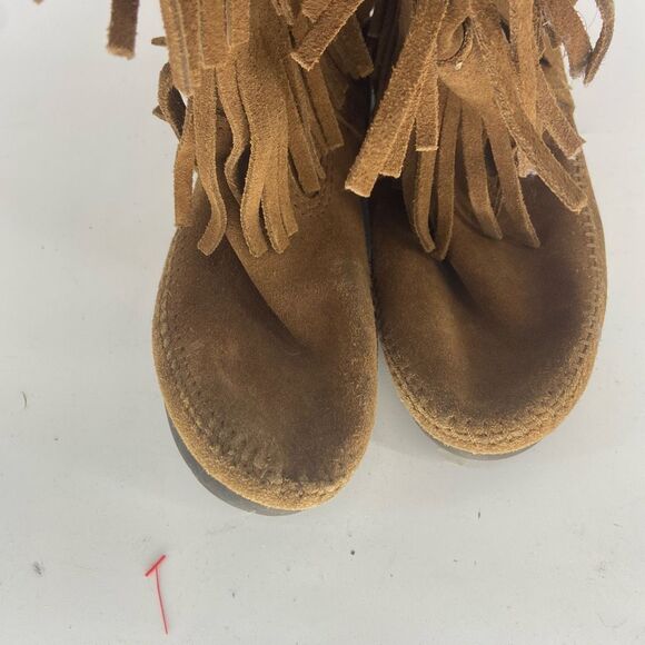 Minnetonka Women’s Brown Three-Layer Suede Fringe Mid-Calf Boots Size 8 - Picture 3 of 4